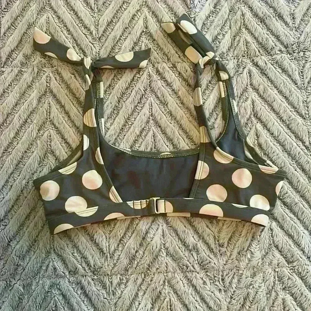 Scoop Neck Bikini Top Green and White‎ Polka Dots size small - Image 2