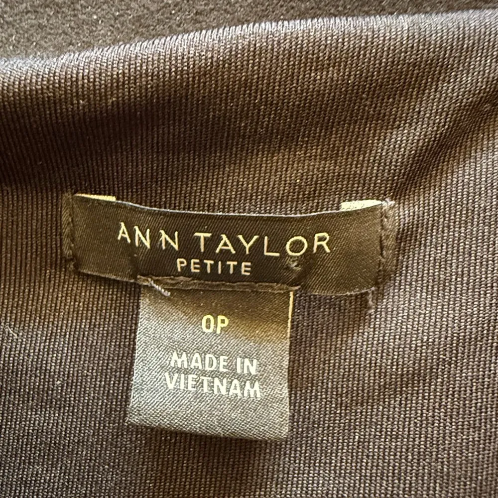 Ann Taylor Petite Elegant Black Sleeveless Dress - Image 5