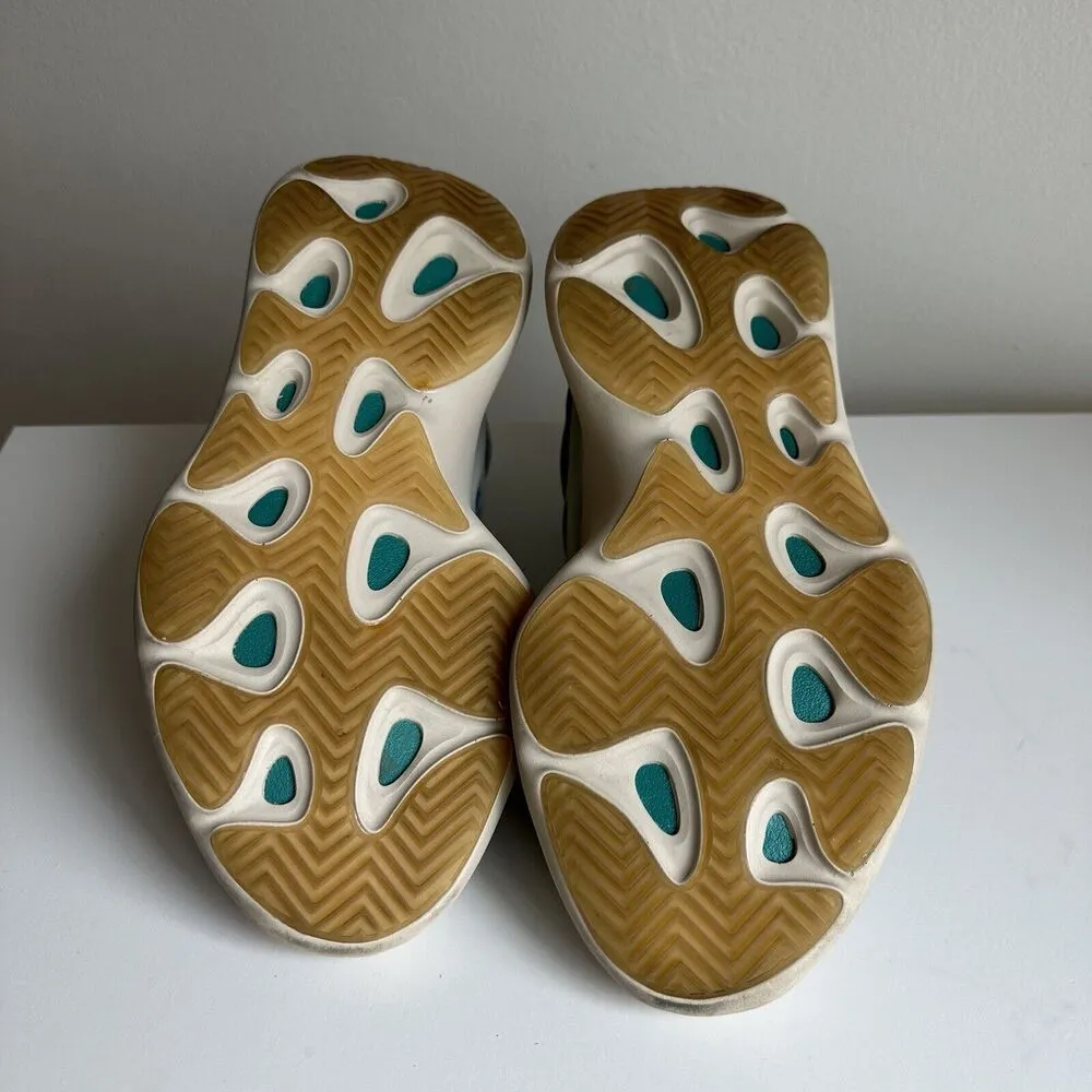 Adidas Yeezy 700 V3 Kyanite GY0260 Sneakers Mens US 6.5. Womens 7.5 - Image 6