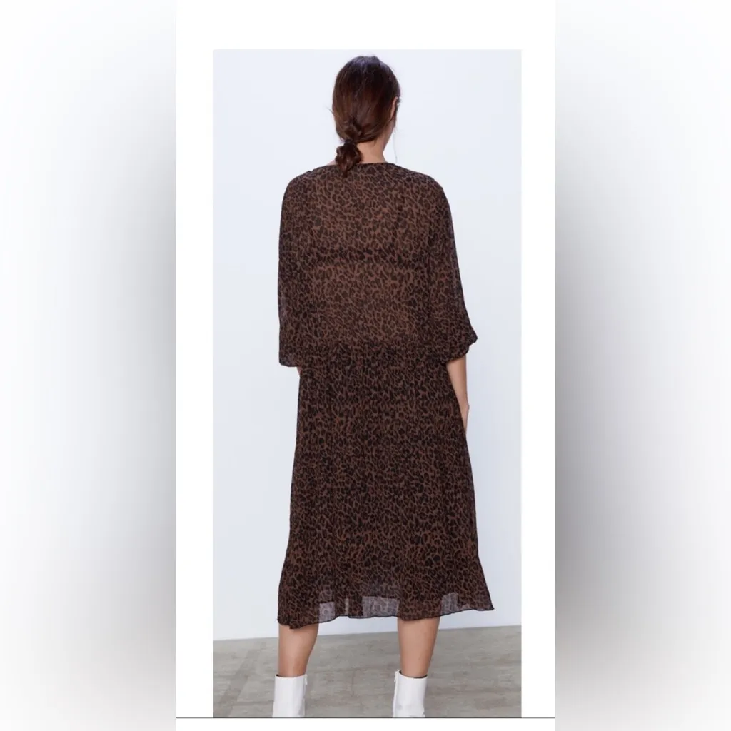 Zara Brown Animal Print Long Sleeve Dress,size S oversized, 100% Polyester - Image 4