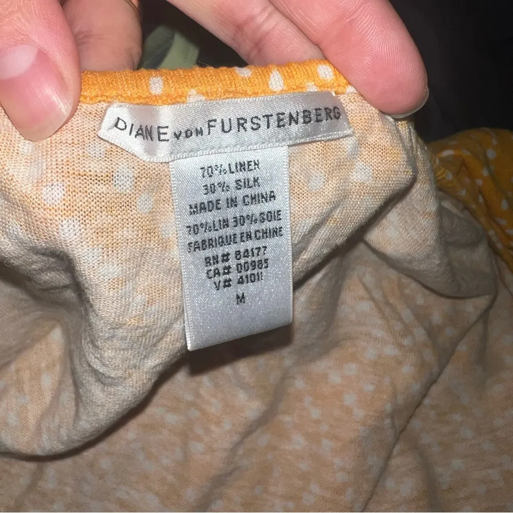 Diane von Furstenberg Halter Linen Silk Mini Dress in Yellow Polka dot Size M - Image 4