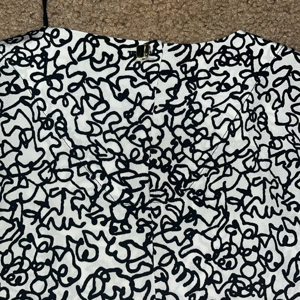 M.M. Lafleur The Annika 2.0 Top Tee Washable Silk Scribble Print Black White S - Image 8