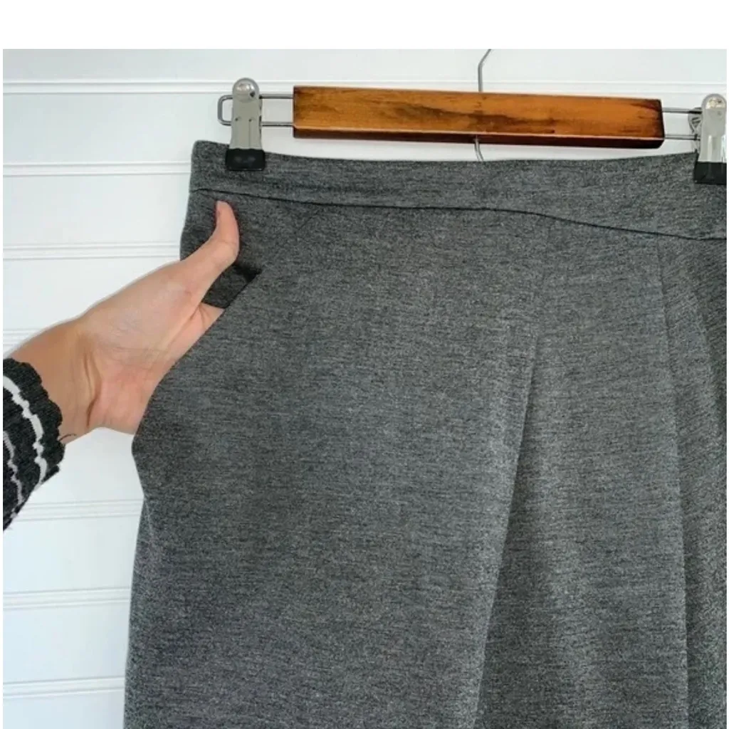 Akris Punto pocketed Gray Knee-Length Pleated Skirt - Image 3