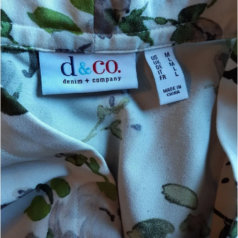 Denim and Co button down floral blouse - Image 2