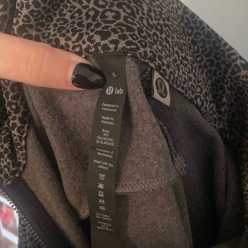 Lululemon  lab Double-Knit Jacquard Half Zip Pullover - Image 6