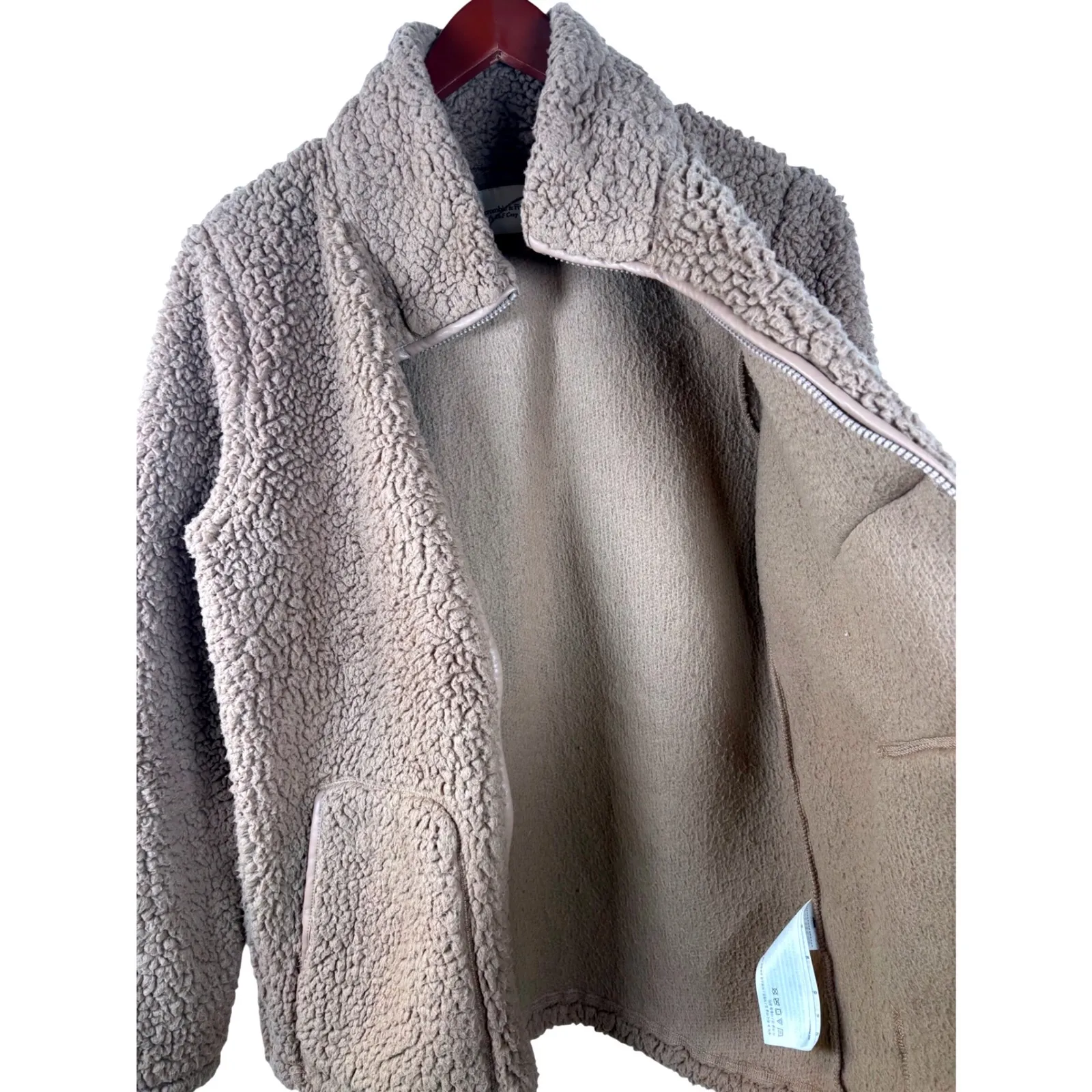 Abercrombie Fitch Soft A&F Cozy S Sherpa Fleece Jacket Mock Neck Zip Front Tan - Image 5