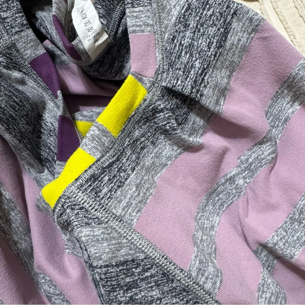 Lululemon Race Your Pace Long Sleeve - Image 9