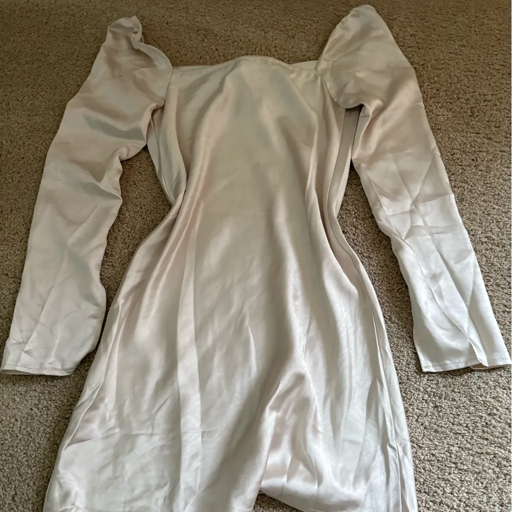 Princess Polly Shiny Long Sleeve Champagne Mini Dress 🍾🥂✨ - Image 5