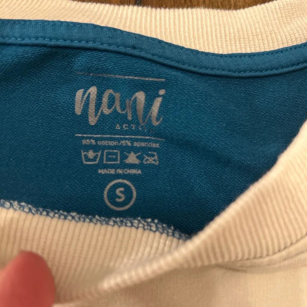 Nani Active Colorblock Sweatshirt Athleisure Pullover Size Small EUC Blue - Image 2