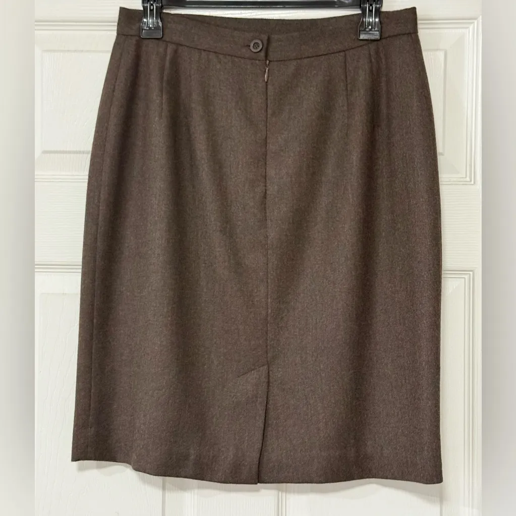 Brooks Brothers Women’s Vintage 100% Wool Pencil Brown Skirt Size 12 - Image 2