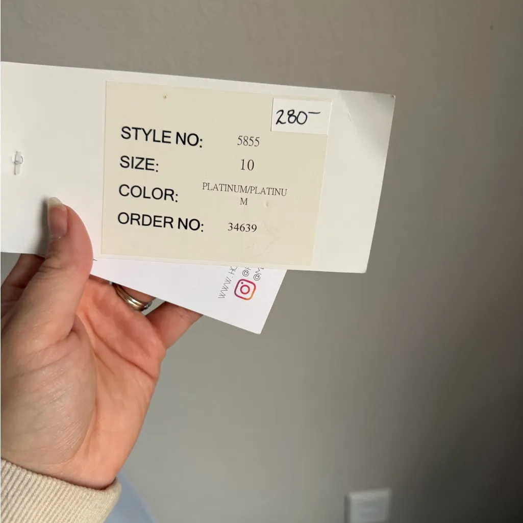 NWT Hayley Paige 5855 Platinum Blue V-Neck Strappy Back Chiffon Gown Womens 10 - Image 5