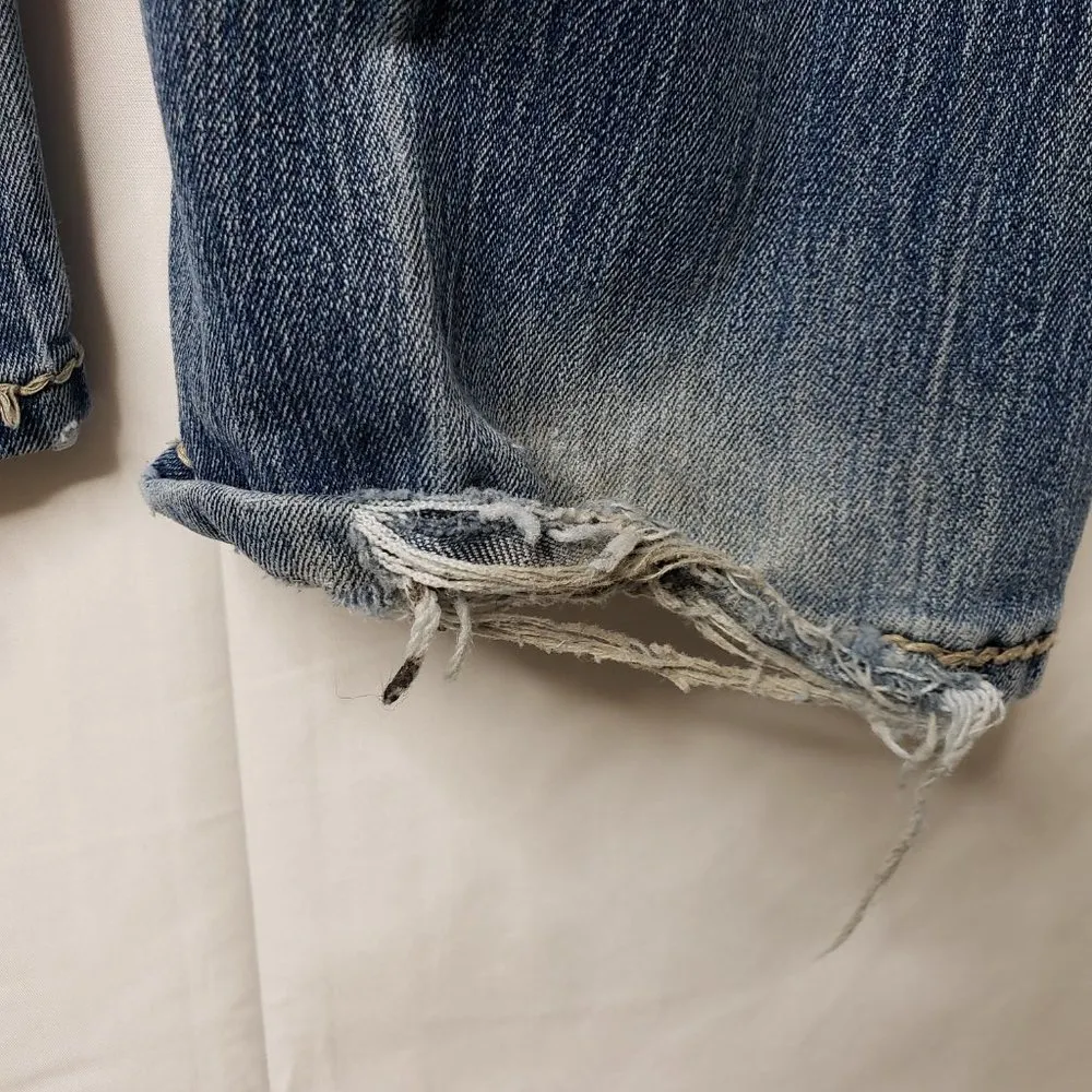 YMI Boot Cut 7 30x31 Destroyed Rivet Flap Pocket Jeans - Image 4