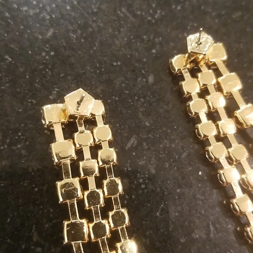 💕TRINA TURK💕 Crystal Fringe Earrings ~ Swarovski Crystals NWT - Image 7