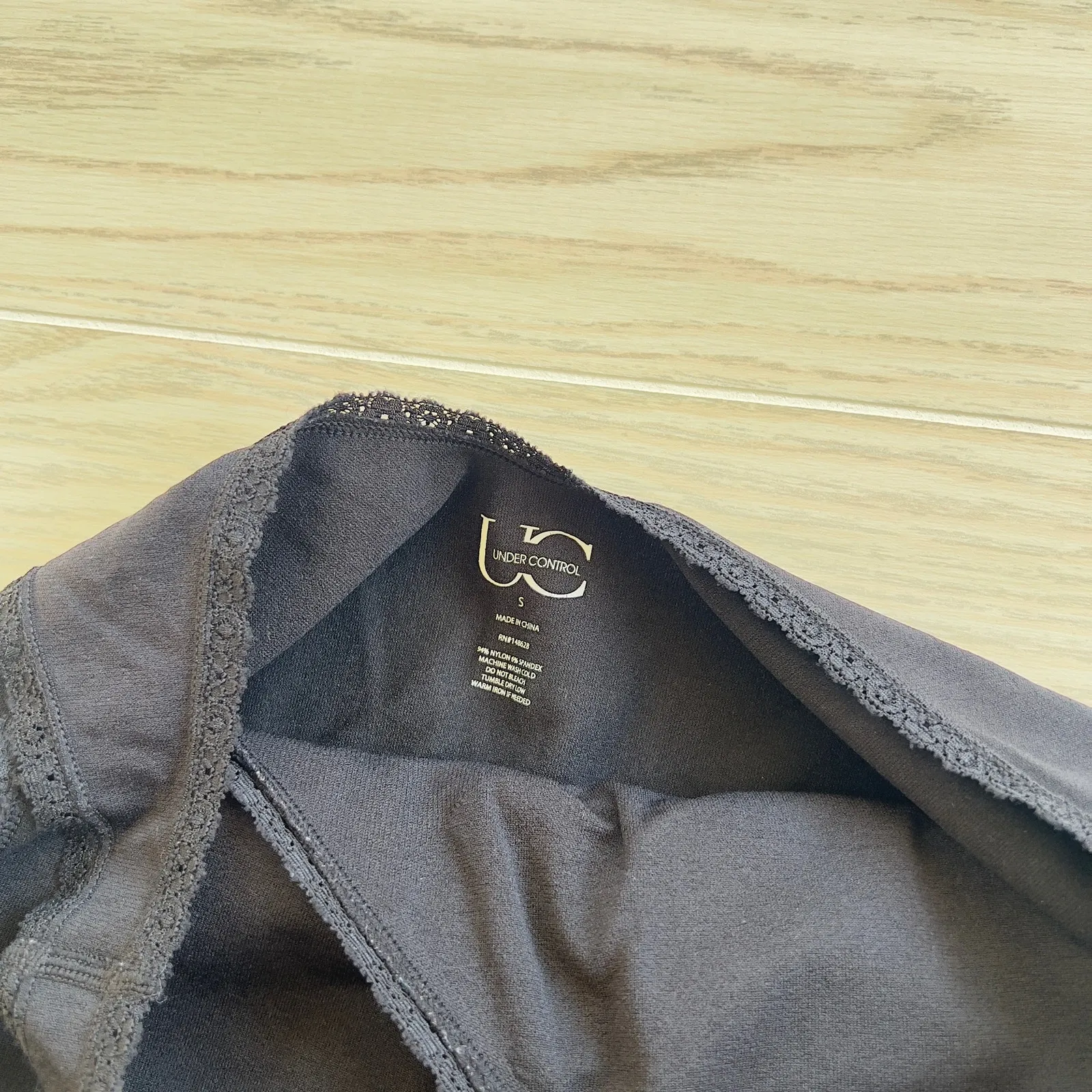 Under Control Black Lace Trim Pullover Bralette Small Padded V Neck - Image 4