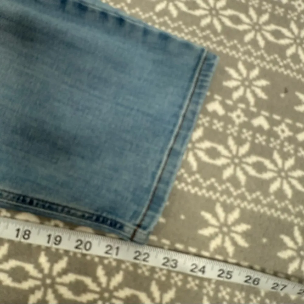 J. Jill Denim High Rise Straight Leg Crop Light Wash Blue Pull On Size 16 Petite - Image 11