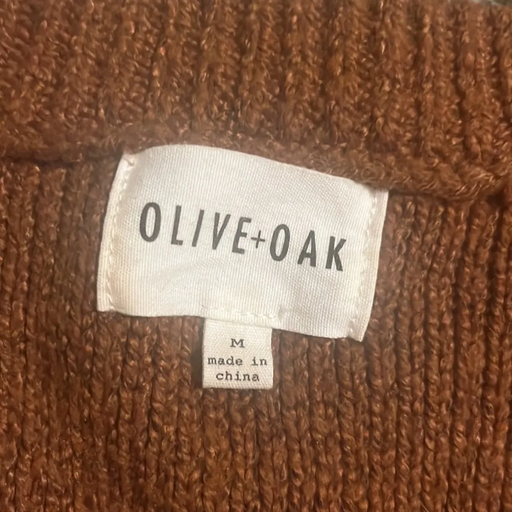 Olive and Oak Sweater - Image 3