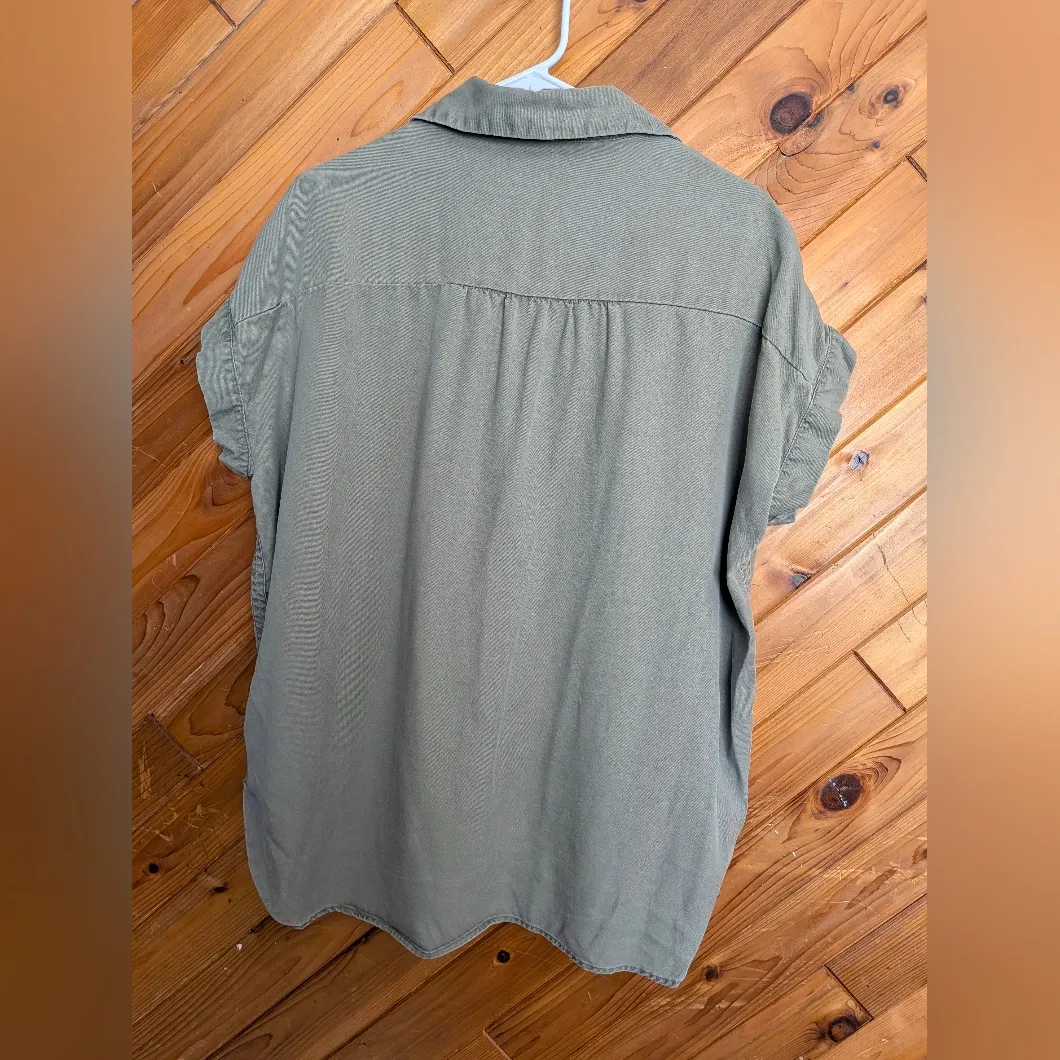 Quince Sage Green Button Down Shirt Size Large - Image 7