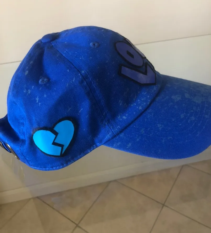 New Blue LOVE Hat 🧢 - Image 3