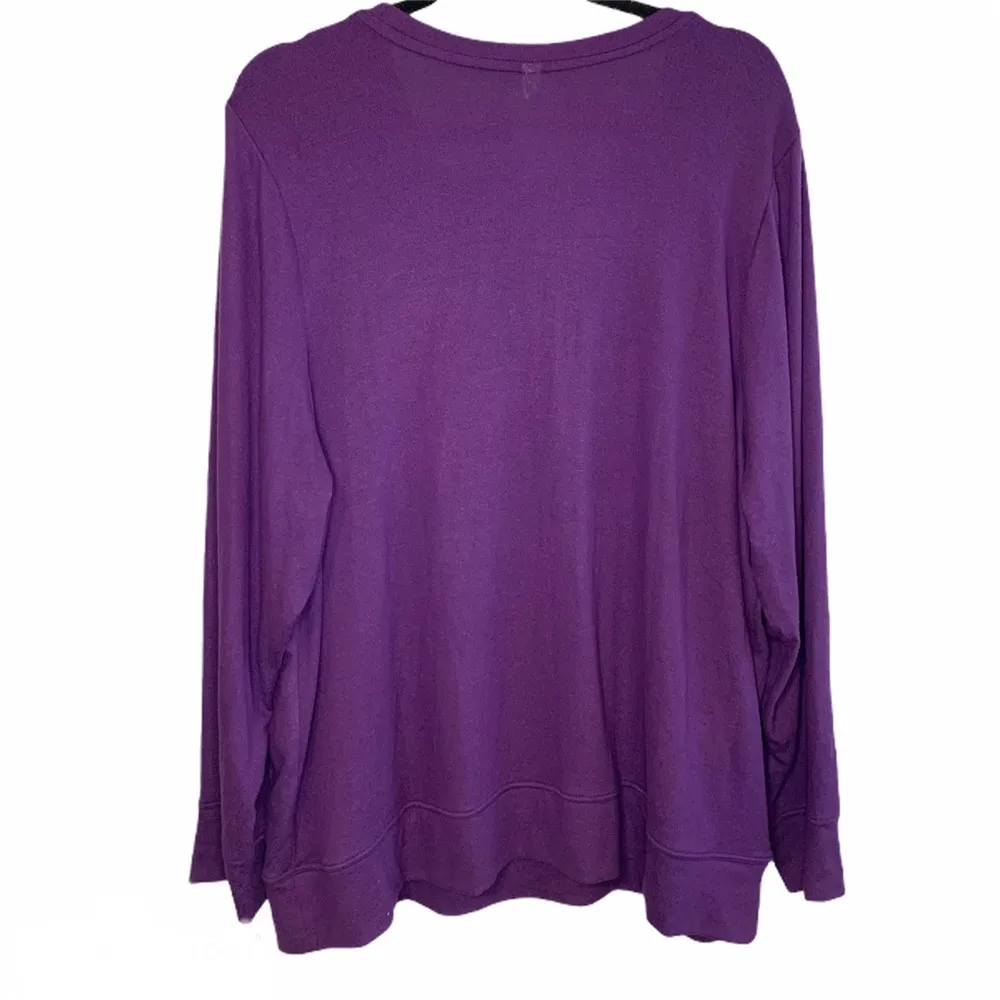 Happy Howlidays Dog Novelty Sweatshirt Purple Size undefined - Image 2