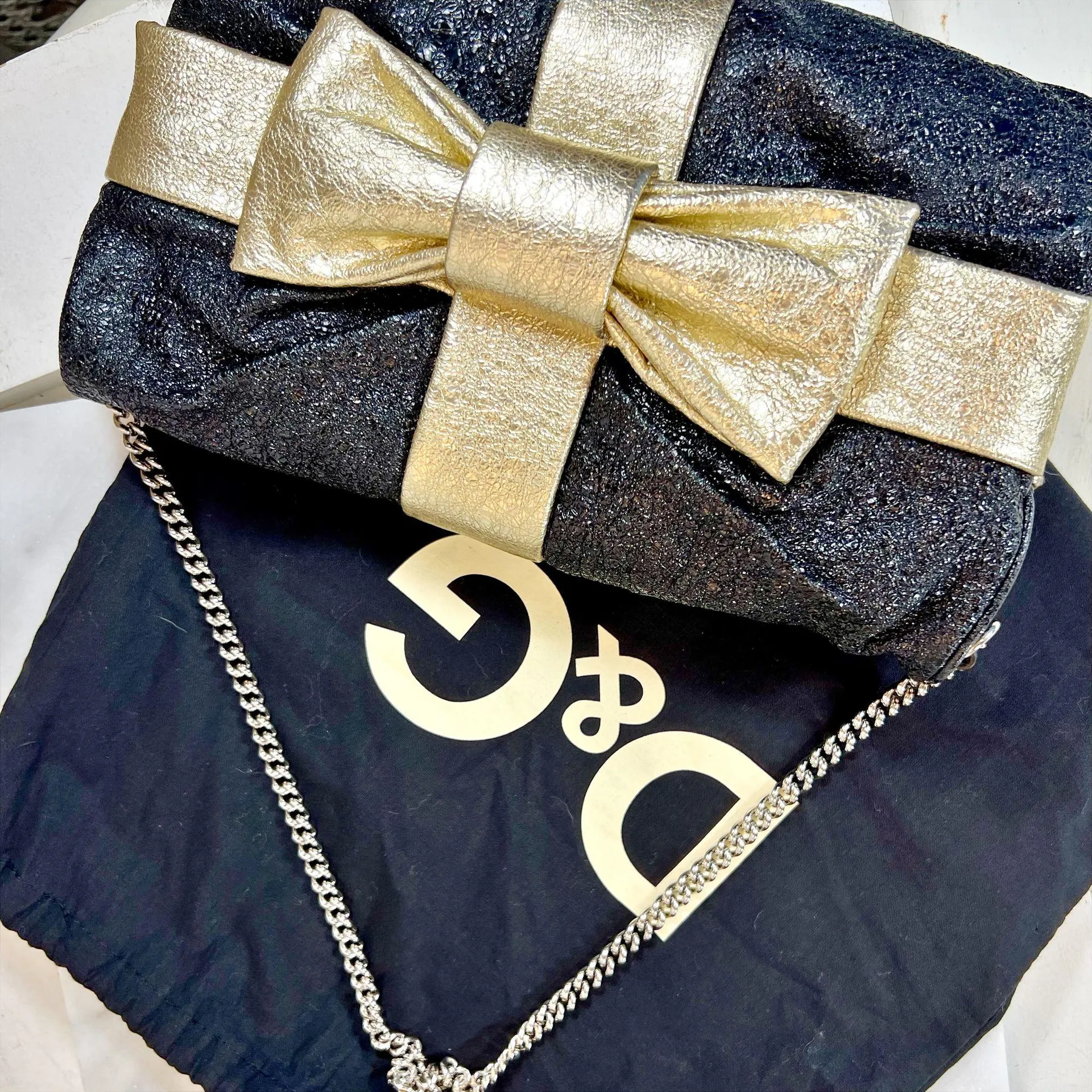 “Fannie” Leather Envelope Clutch w/ Chain Strap - Image 10