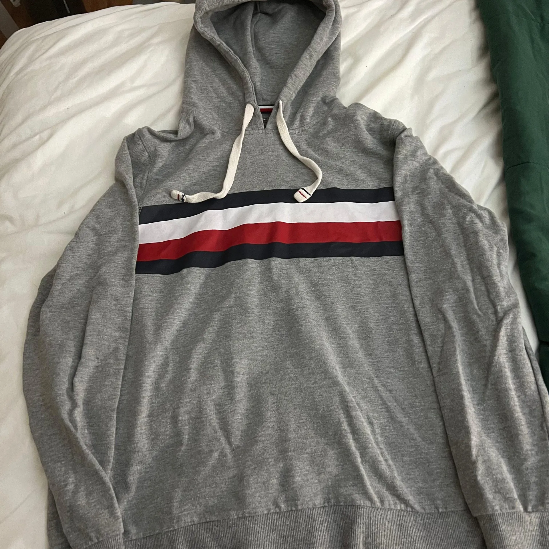 Grey Oversize Hoodie - Image 3