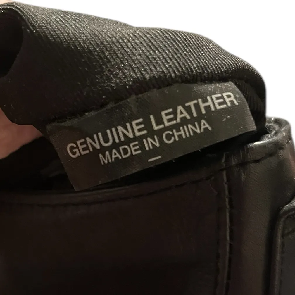 Fossil Vintage Black Leather Slouch Saddle Crossbody Bag with Key Zipper Pull - Image 8