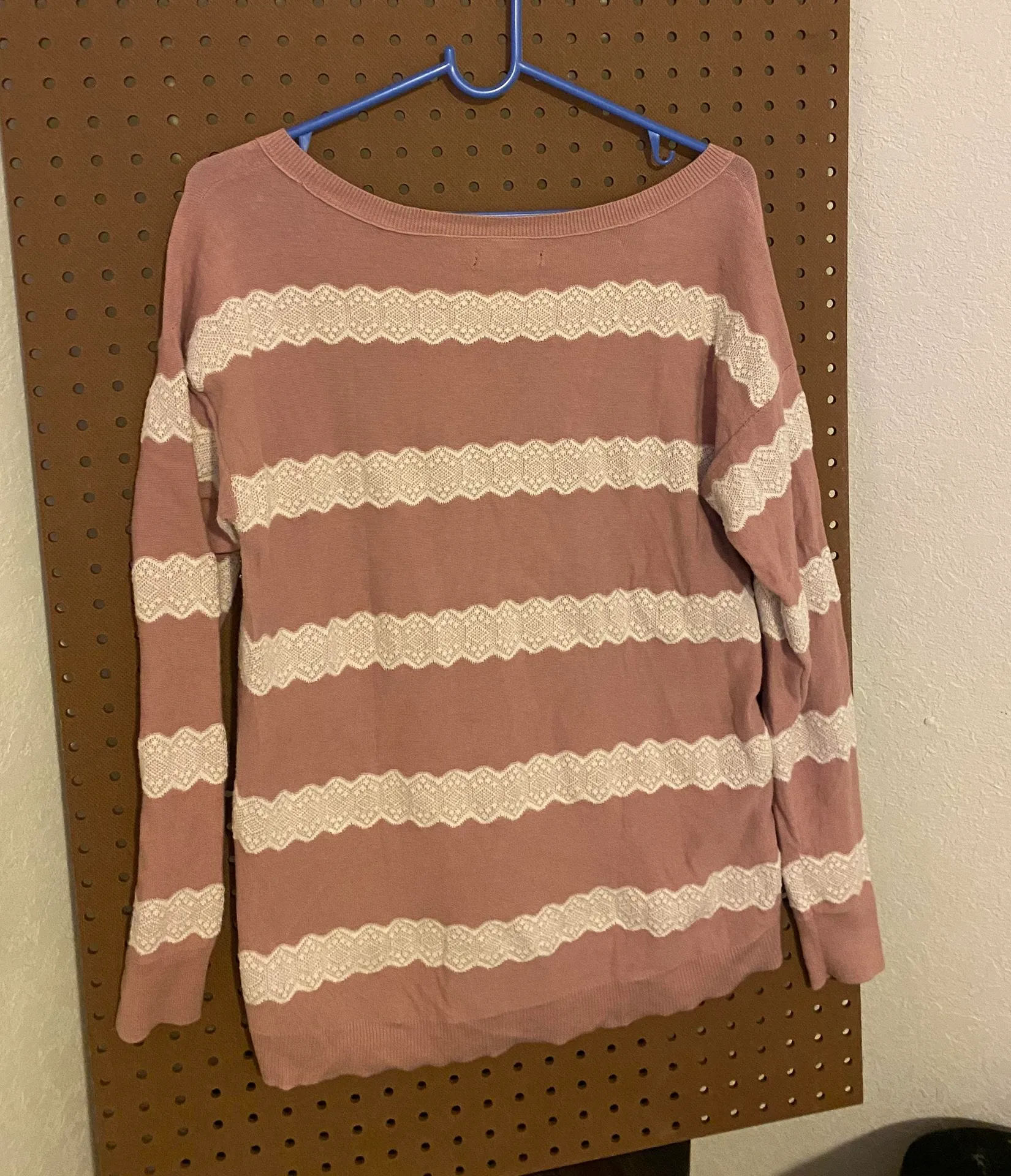 American Eagle Sweater - Image 2