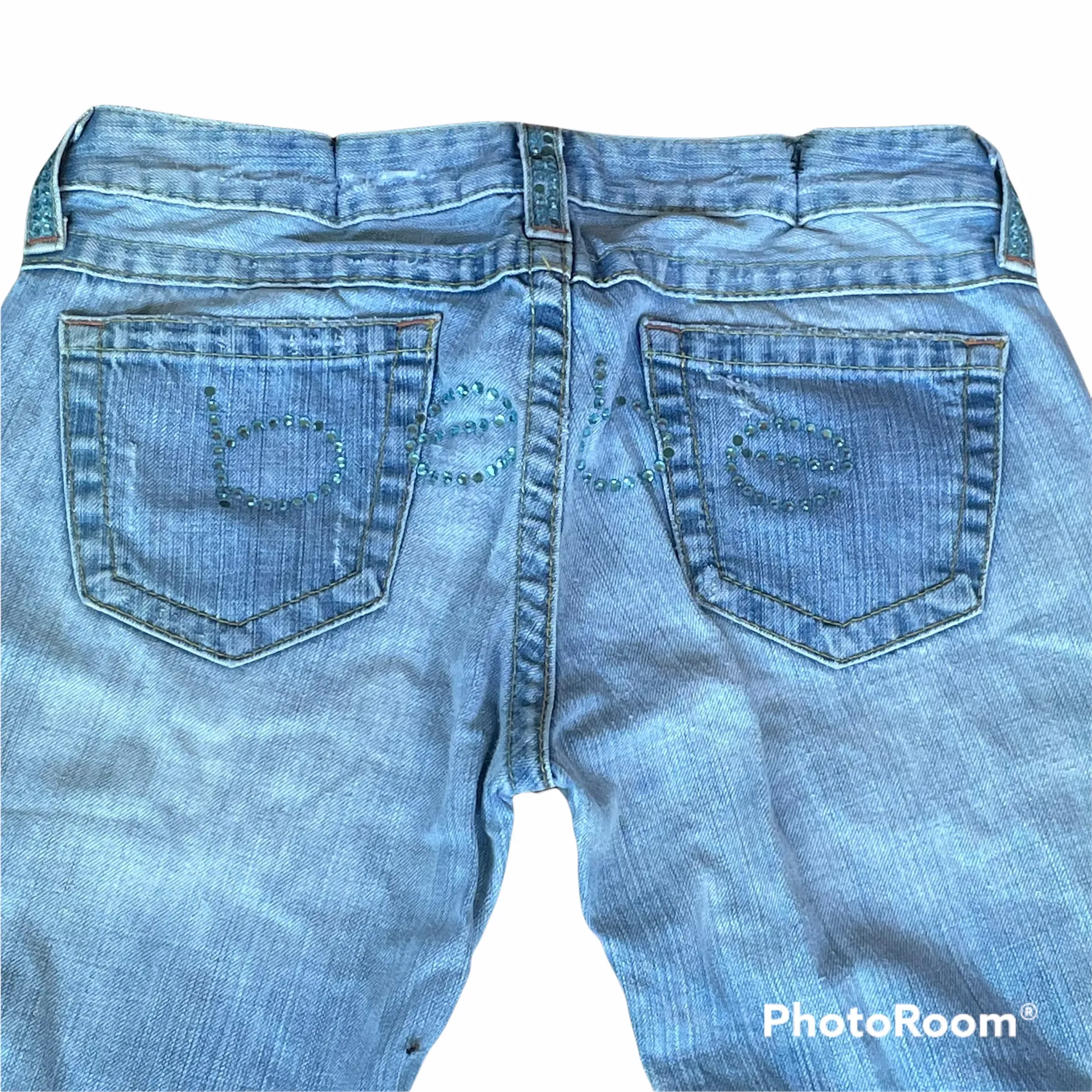 Embellished Distressed Jeans - Image 4