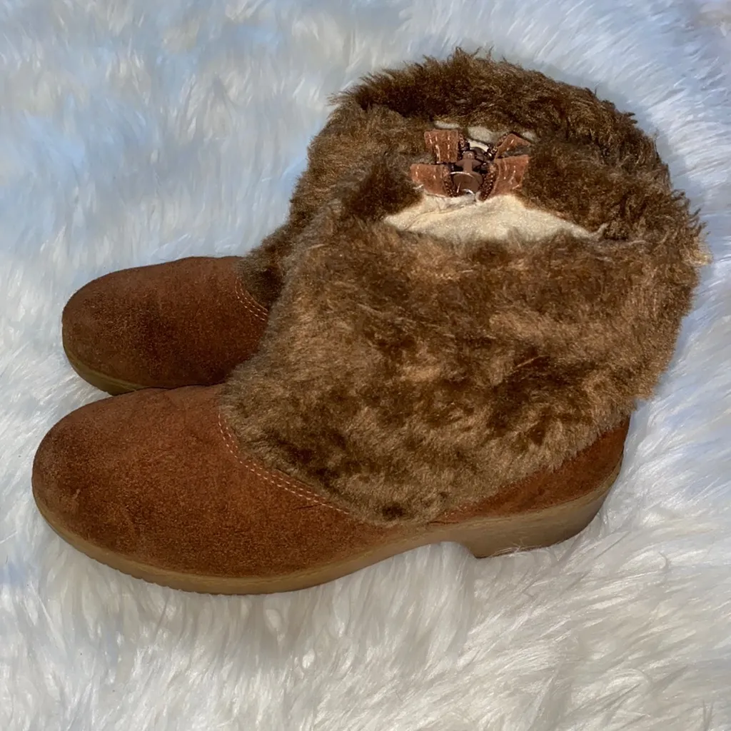 Brown Faux Fur Boots Size 7 - Image 3
