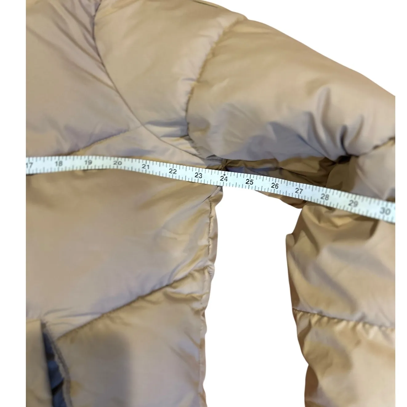 NWOT HOLLISTER Beige Faux Fur Lined Zip Up Cropped Quilted Puffer Jacket LARGE - Image 5