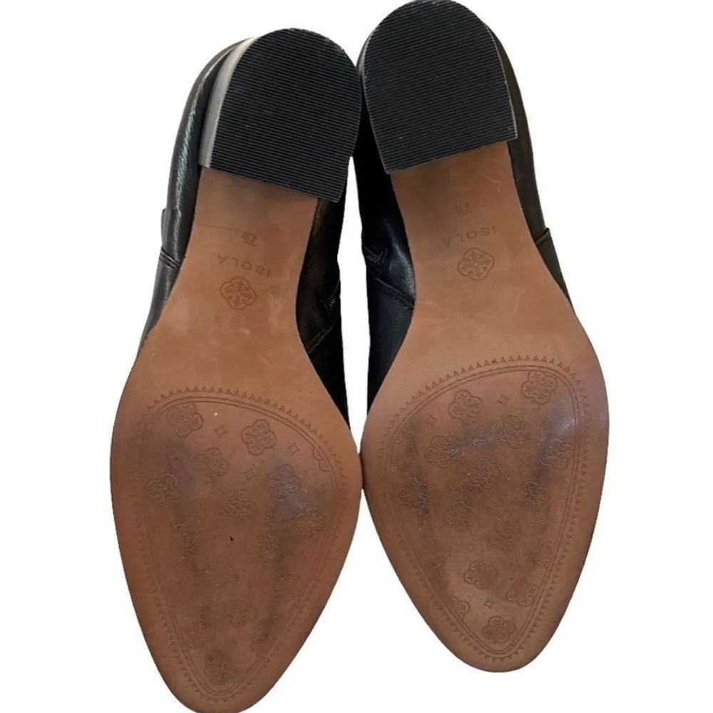 Euc  Leather Ankle Boots - Image 7