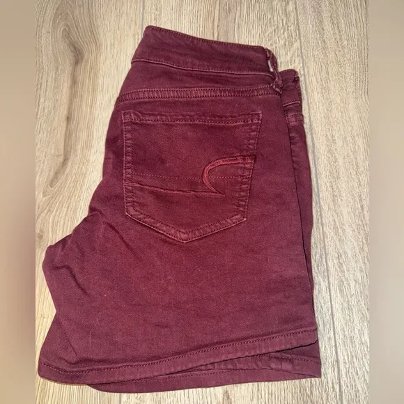 American eagle outfitters midi burgundy purple red shorts - Image 2