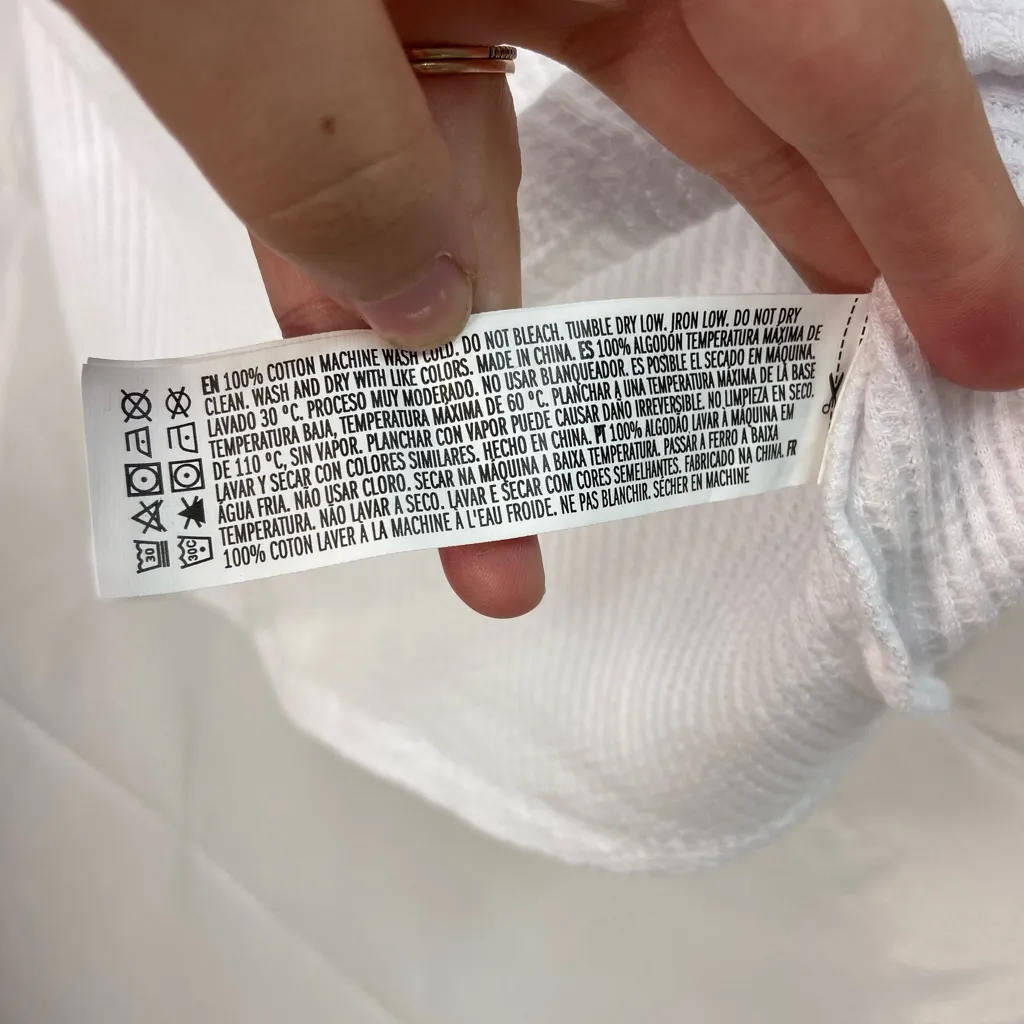 Forever 21 women’s solid white waffle knit short sleeve 100% cotton casual shirt - Image 4