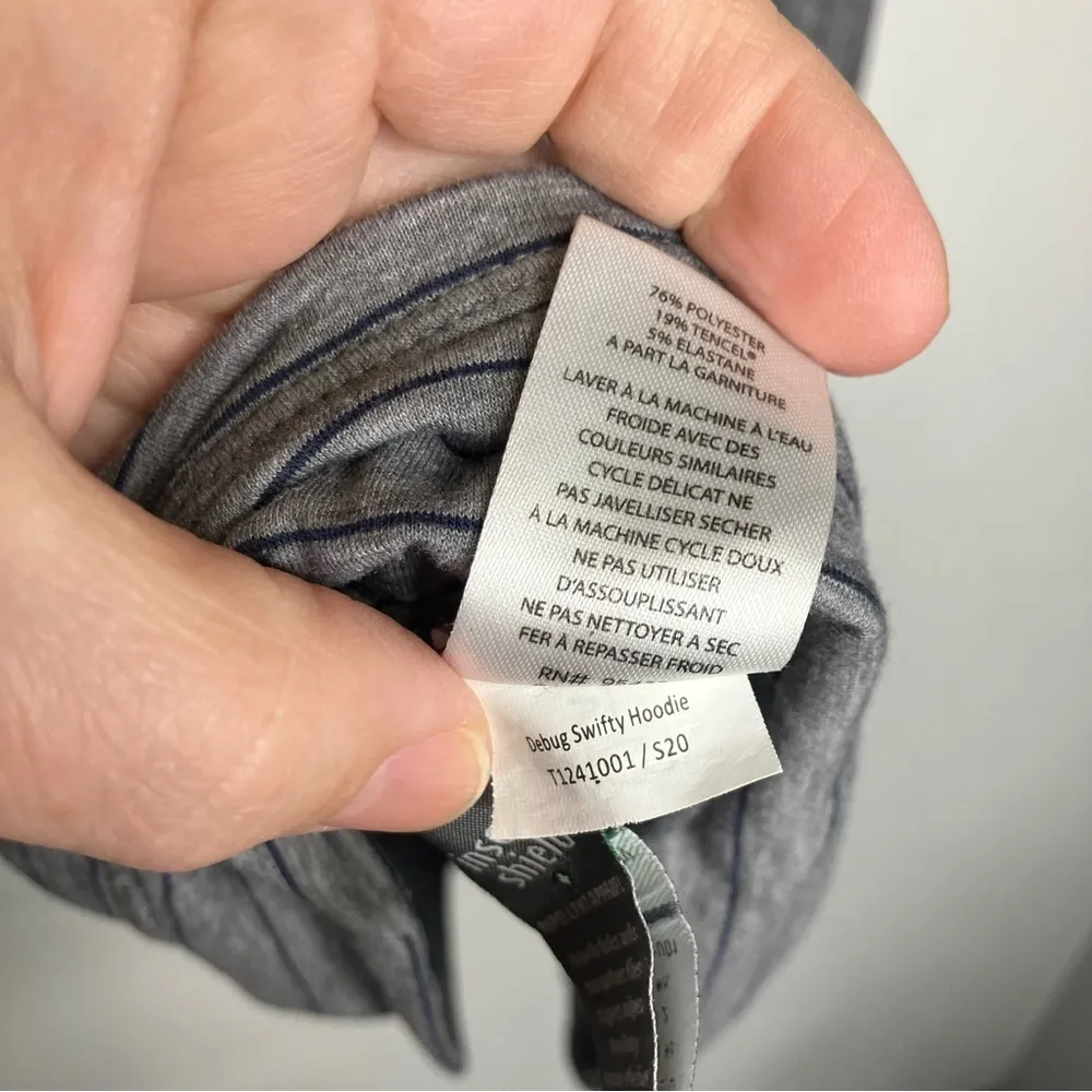 Toad & Co insect shield striped hooded long‎ sleeve tee size small Gray - Image 9