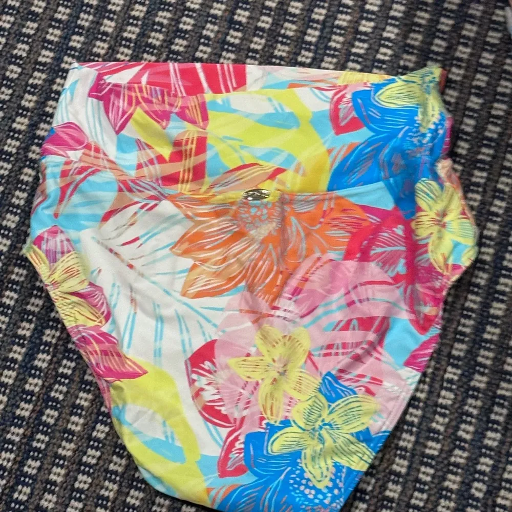 Hot Tropics Fold - Image 4