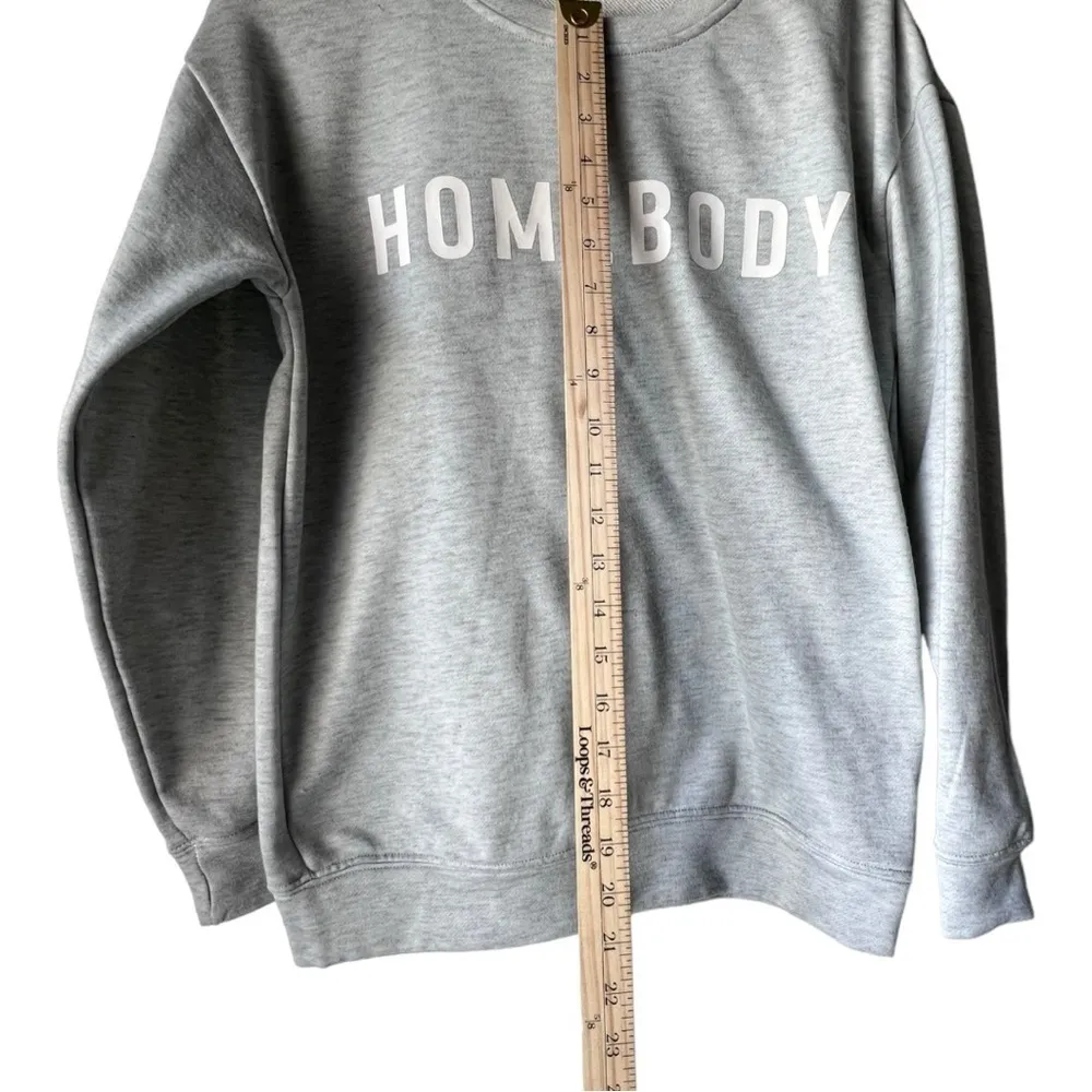 Women's Homebody sweater silver grey funny long sleeve light fabric mom size s . - Image 2
