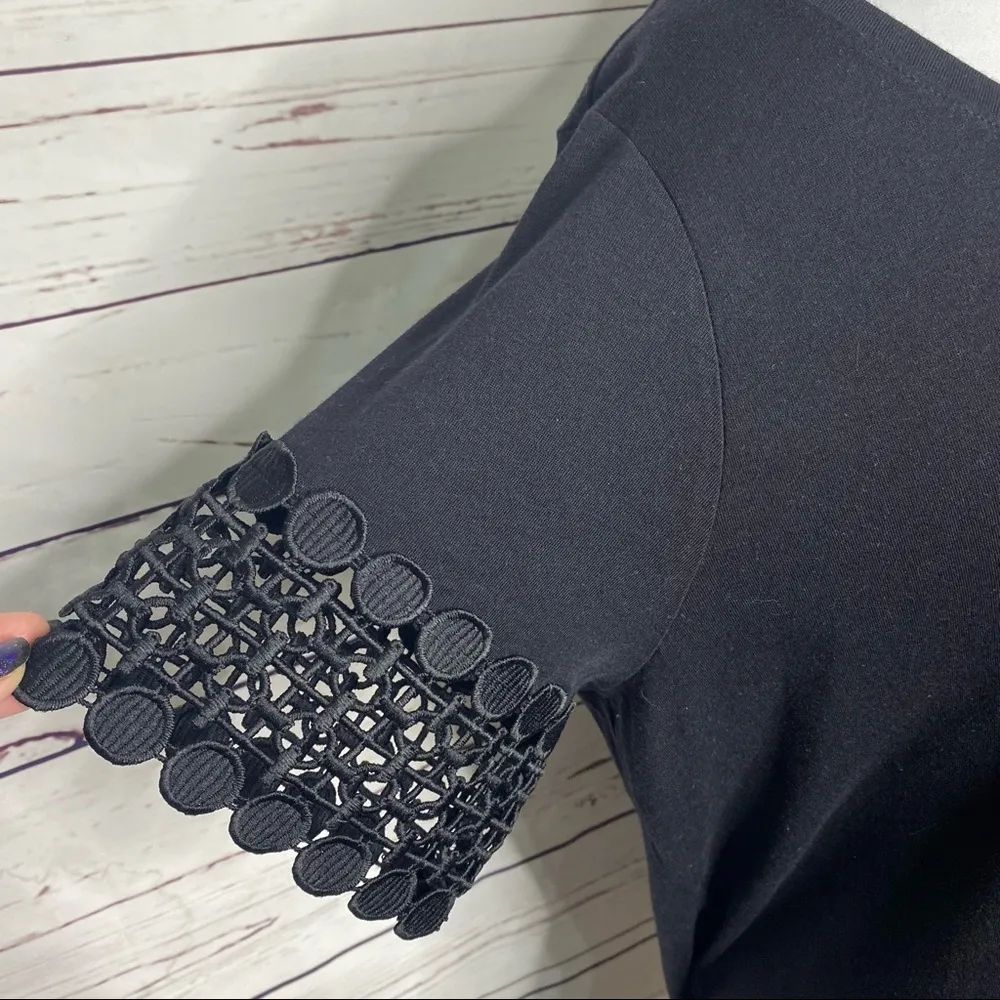 Black Crochet Lace Trim T-Shirt Top Size Large Boho Casual - Image 3