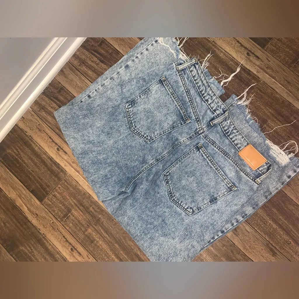 Avec Les Filles  
Distressed anthropologie Straight Wide leg casual fall jeans - Image 5