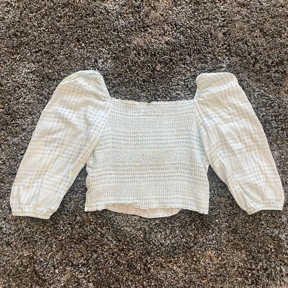 Urban Outfitters Gingham Cropped Blouse​​​​​​​​​​ - Image 4