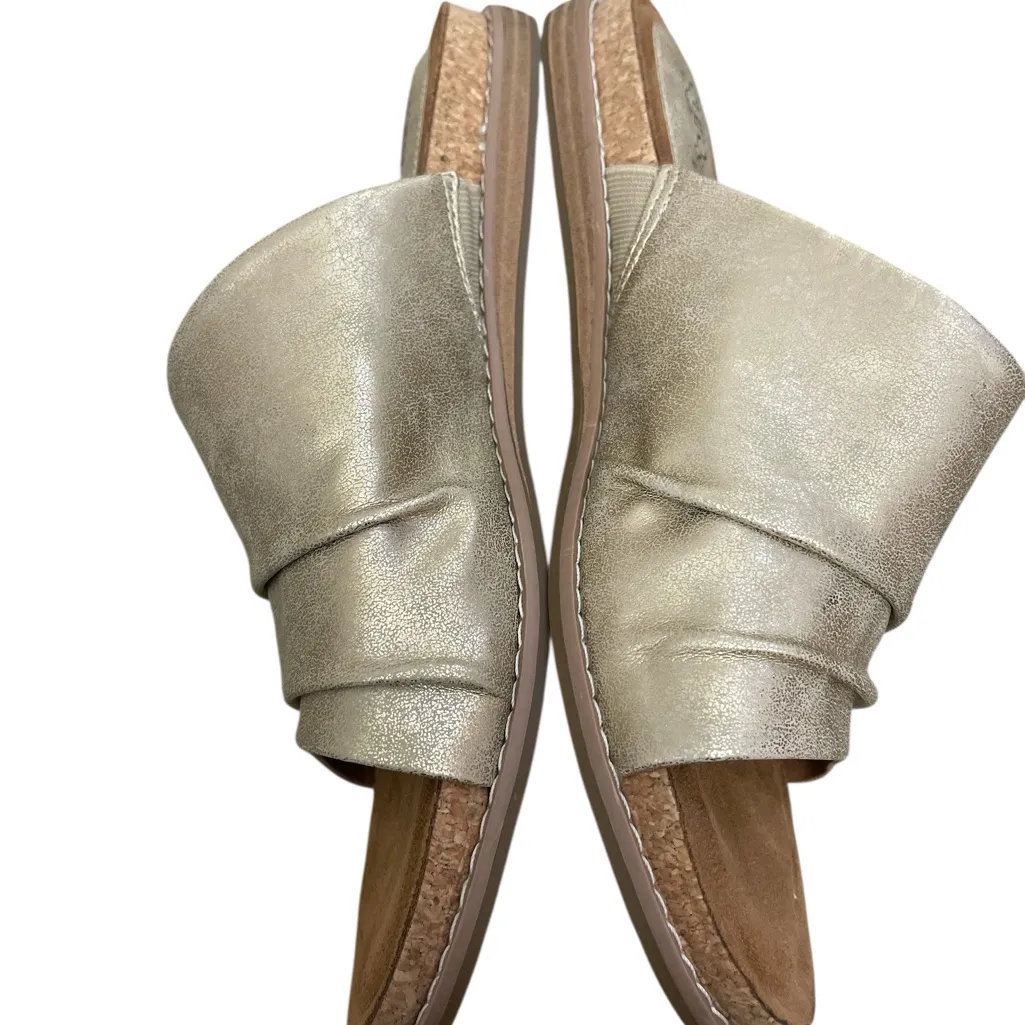 Eurosoft Shimmering Gold Slide Sandals Size 10 - Image 2