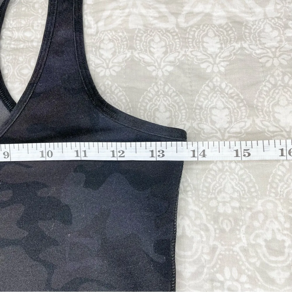 Lululemon Racerback Activewear Workout Tank Top in Incognito Camo Multi Grey - Image 6