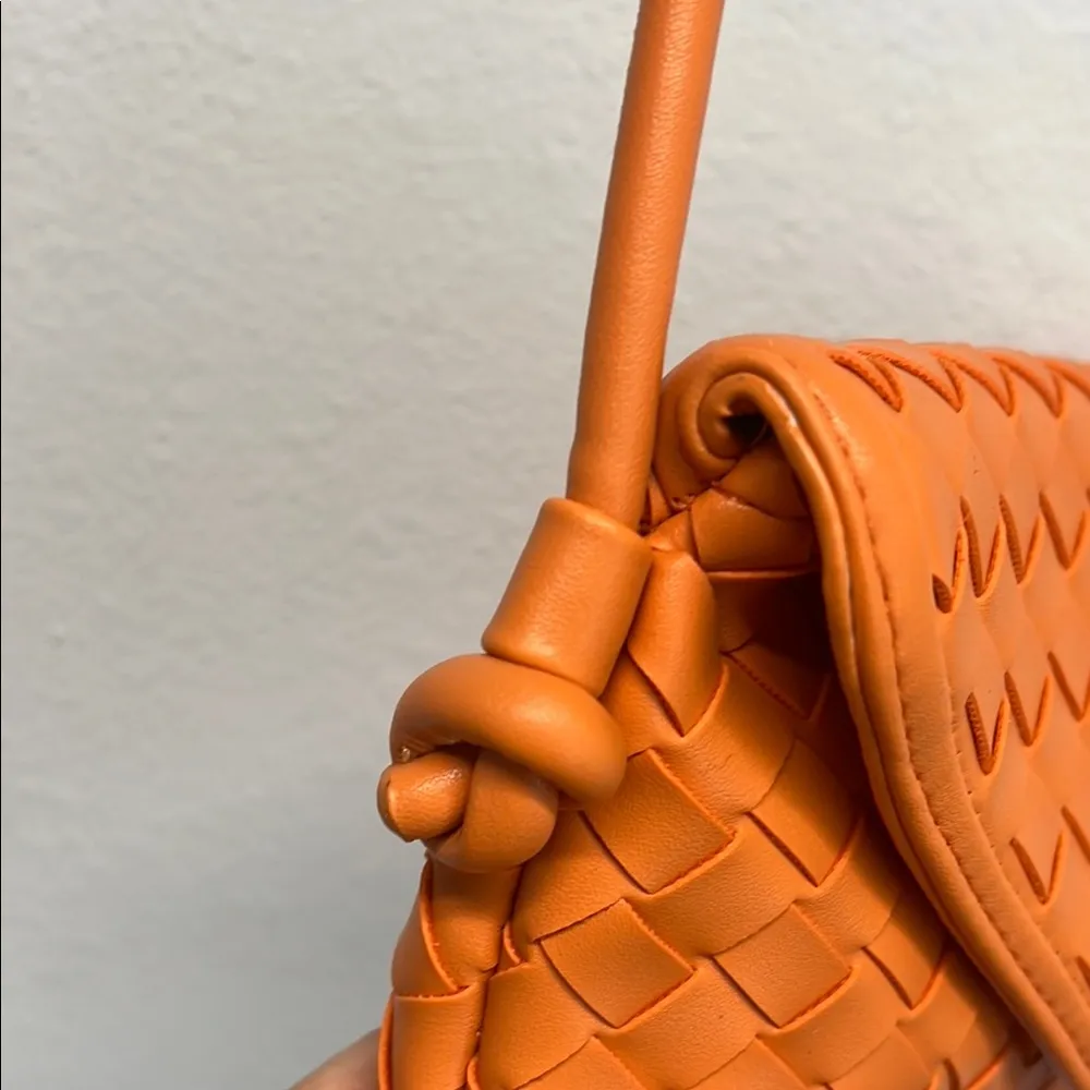 Urban Expressions | Woven Crossbody Bag - Image 5