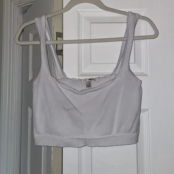 white crop top - Image 2
