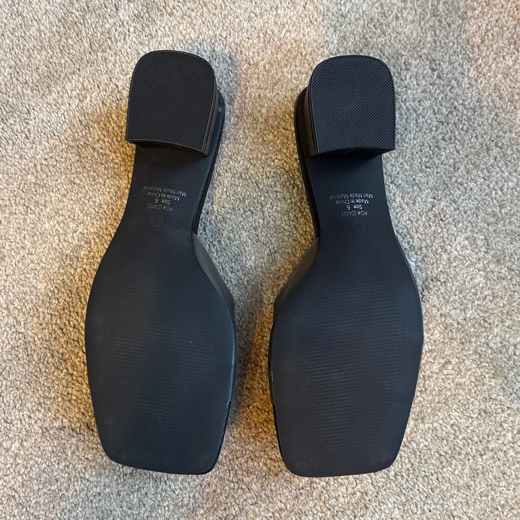 NIB Journee Collection Black Slide Sandals Jaydin Tru Comfort Foam insole Size 6 - Image 4