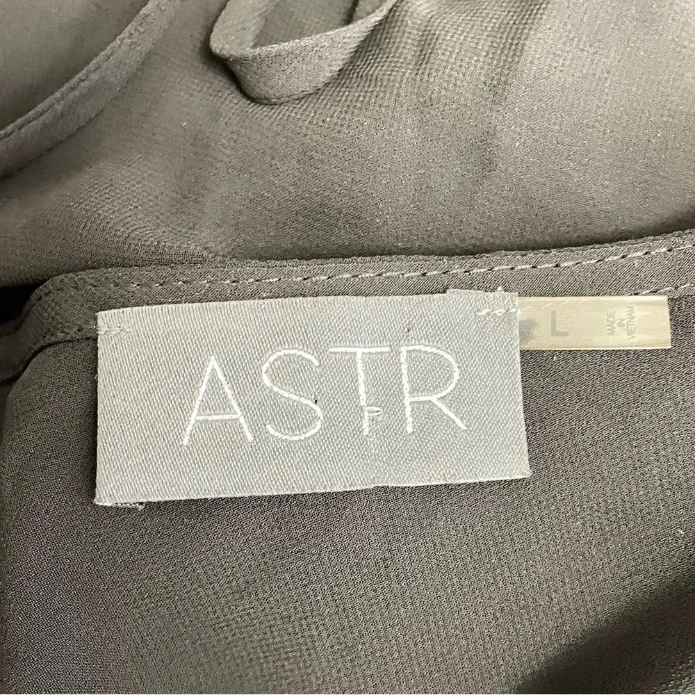 ASTR The Label Black Chiffon Sleeveless Ruffled Shorts Romper Women’s Size Large - Image 8