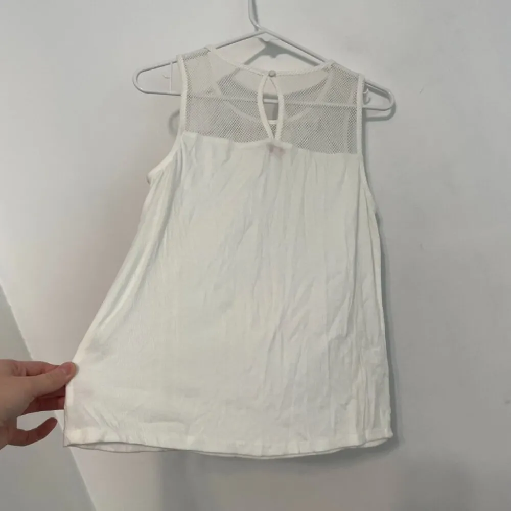 PIXLEY STITCH FIX STITCHFIX Solid White / Ivory ish Mixed Media Crochet Tank Top - Image 11