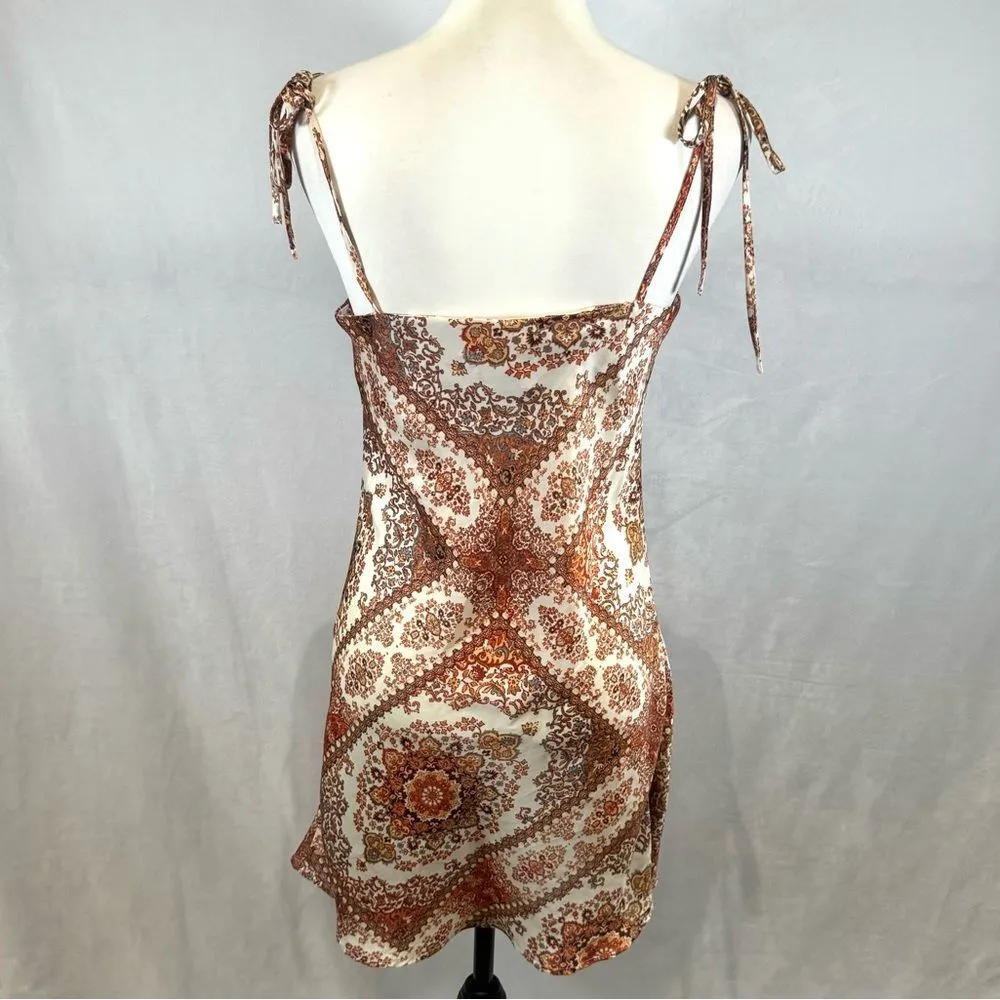 Molly Green white and rust boho tie shoulder satin slip mini dress size small - Image 3