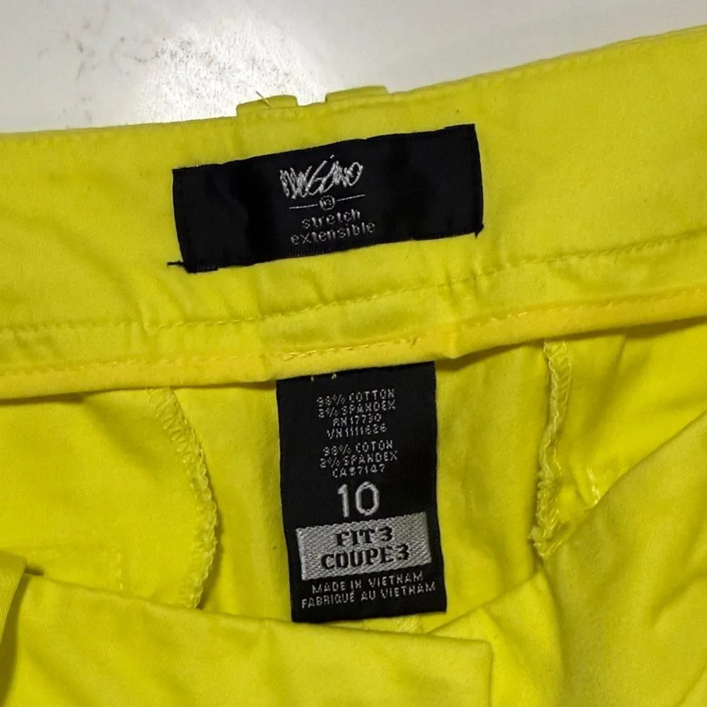 Mossimo Neon Yellow Women's Shorts. Size 10. - Image 2