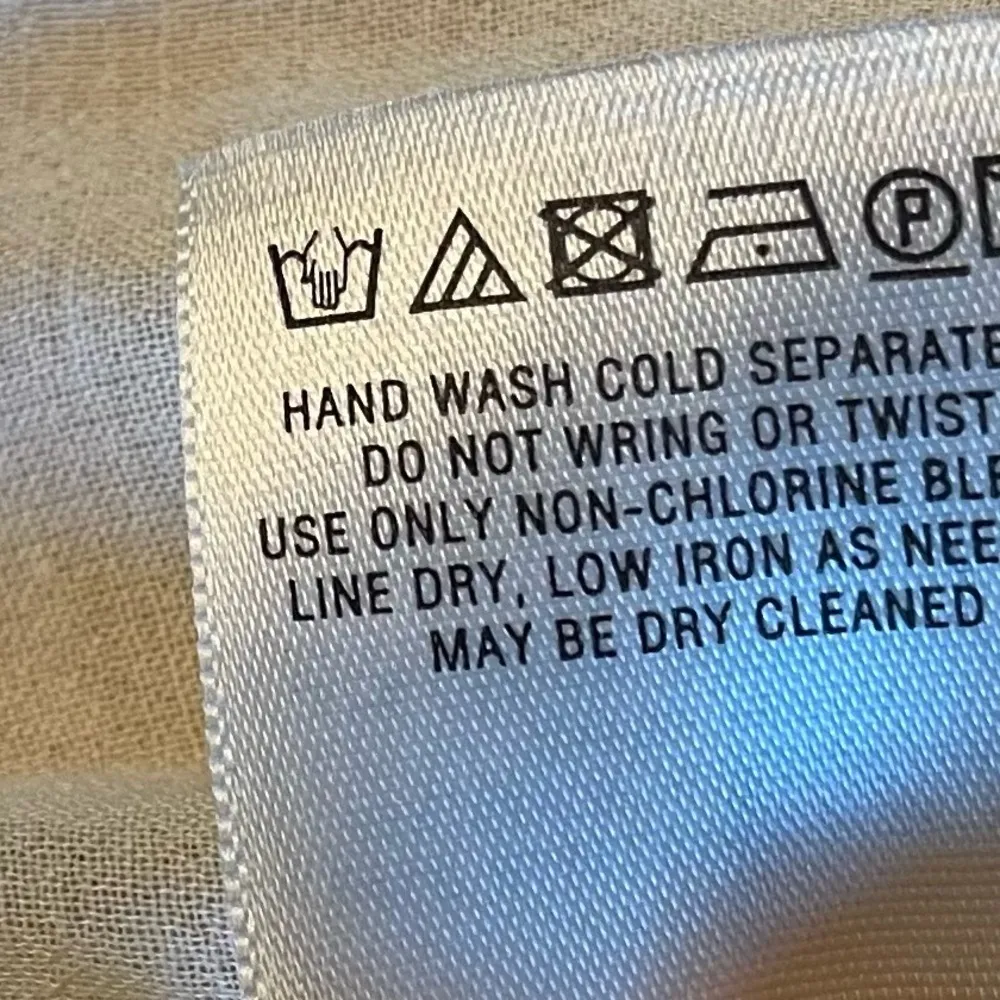 lace top, size 4. There are no holes or rips in this blouse. - Image 7