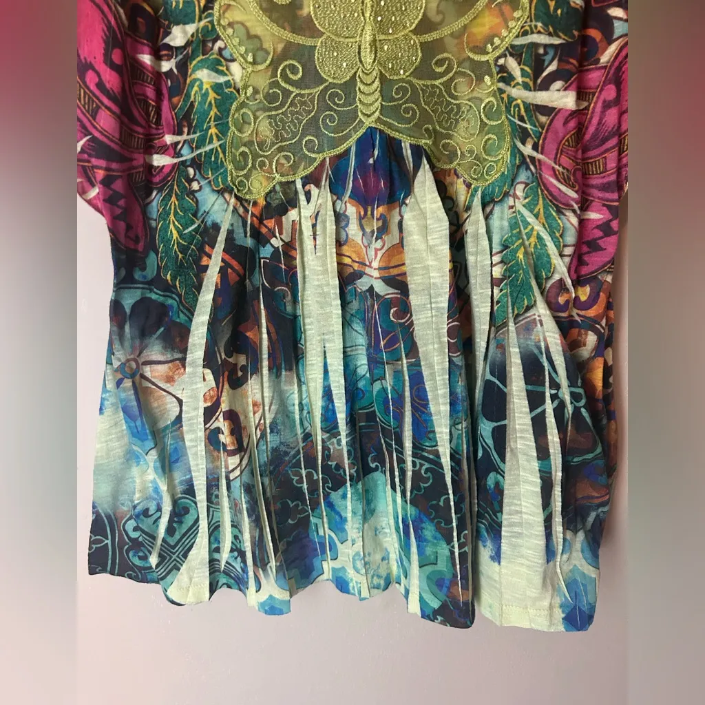 One World Y2K Multi Colored Abstract Butterfly V-Neck Top Size S - Image 4